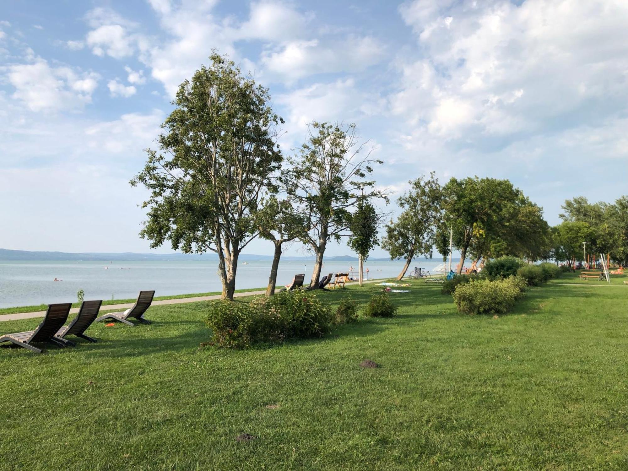 Vadszilva Apartman Balatonoszod Eksteriør billede
